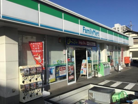 ���ӊ� �y�R���r�j�z�t�@�~���[�}�[�g�D���K�u���4���ړX�F320m