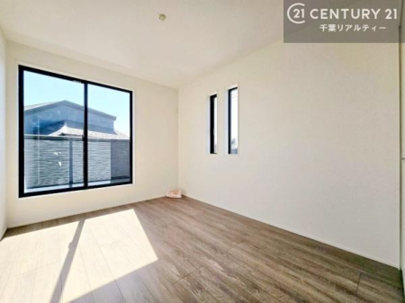 �m�� 2�ʍ̌����m�ۂ������邢�����́A���ʂ����ǂ��A���邭��ϋ��S�n�̗ǂ���ԂƂȂ��Ă���܂��B�����b�N�X���ĉ߂�����S�n�̗ǂ��������ł��I