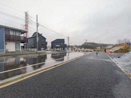 �O�ʓ��H�܂ތ��n�ʐ^ ���ӊ���A���q�l�̂���]�ɍ������������ꏏ�ɂ��ē���v���܂��B�Z��[���A�h�o�C�U�[�ɂ�邲���k������܂��B���Ђ͂��₢���킹�ɑ��Ή����܂��I���҂������܂���I