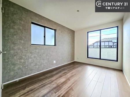 �m�� �o���R�j�[�ɖʂ��Ă���m���ł��B���邭�����肪����A���C����������ł��܂��I���N���āA�O�ɏo�Ĕw�L�т����[�ċz�����ǂ������}������邱�Ƃ��ł��܂��B