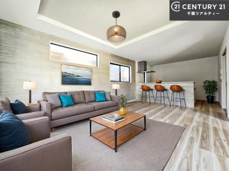 ���r���O �Ƌ��CG�p�[�X�ł��B�J�����̂���L�XLDK�I�\�t�@�[��_�C�j���O�e�[�u����u���Ă������ɂȂ�Ȃ��̂ŉ��K�ɉ߂����܂��I�R�~���j�P�[�V���������₷�����r���O�ł��I