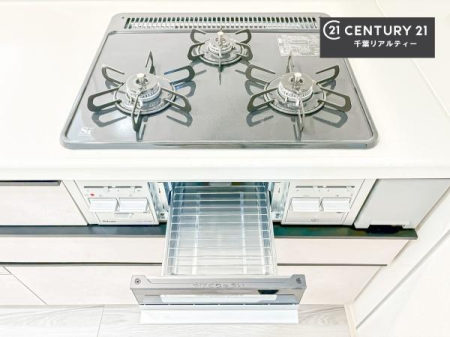 �L�b�`�� �R�����͎O������̂ł������̓����i�s���ł��܂��B
�������O�����t���ł��B�����X�y�[�X���L�X���Ă���׍�Ƃ����₷���I�g�����肪�ǂ��V�X�e���L�b�`���ł��I