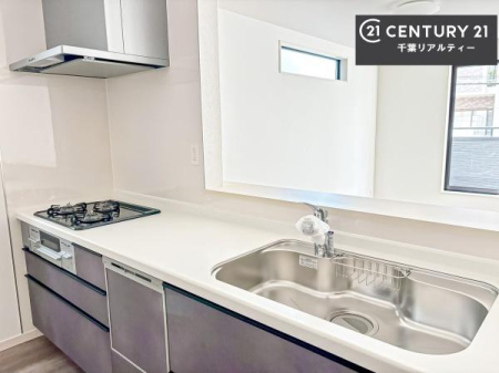 �L�b�`�� ���[�X�y�[�X���L�x�ŁA�����X�y�[�X���X�b�L���ƕЕt���Ђ�`�����p�ł��܂��I
���K�ɍ�Ƃ��ł��܂��I�����̗���������܂��I