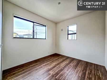 �m�� 2�ʍ̌����m�ۂ������邢�����́A���ʂ����ǂ��A���邭��ϋ��S�n�̗ǂ���ԂƂȂ��Ă���܂��B�����b�N�X���ĉ߂�����S�n�̗ǂ��������ł��I