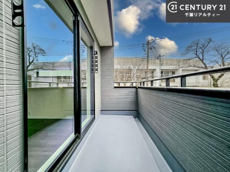 �o���R�j�[ �z������ǍD�ȃo���R�j�[�ł��I���ꂽ���ɂ͐�������n����J���I�Ȏ��Ԃ��y���߂܂��B