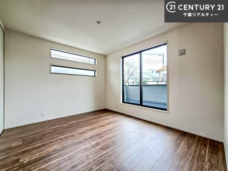 �Q�� �o���R�j�[�ɖʂ��Ă���m���ł��B���邭�����肪����A���C����������ł��܂��I���N���āA�O�ɏo�Ĕw�L�т����[�ċz�����ǂ������}������邱�Ƃ��ł��܂��B