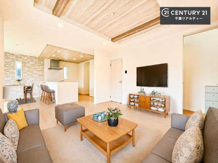 ���r���O �Ƌ�́ACG�p�[�X
�J�����̂���L�XLDK�I�\�t�@�[��_�C�j���O�e�[�u����u���Ă������ɂȂ�Ȃ��̂ŉ��K�ɉ߂����܂��I�R�~���j�P�[�V���������₷�����r���O�ł��I