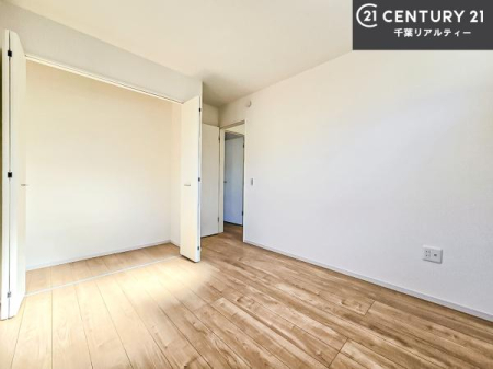 ���r���O�ȊO�̋��� ���[�X�y�[�X�����Ă��܂��I�������X�b�L�����ڂ��鎖���ł��܂��ˁB
�Ƌ��I�΂Ȃ��V���v���ȃf�U�C���ׁ̈A�Ƌ��I�΂����C�ɓ���̋�ԍ�肪�ł������ł��ˁB