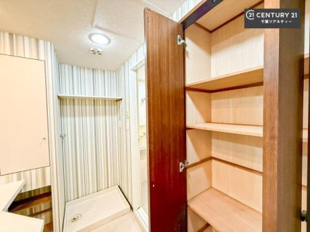 ���[ ���ʏ��ɂ͎��[�X�y�[�X����I�^�I�����܂̃X�g�b�N���̎��[�ɂ��֗��I
���ʑ���肪��������ƕЕt�������C�����悭���g�����������܂��ˁI