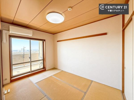 �a�� ���r���O�Ɨאڂ����a���ł��I�Ǝ��̋x�e�X�y�[�X��L�b�Y�X�y�[�X�Ƃ��Ċ��p����̂��悳�����ł��ˁI
�a���̎g�����͖�����I