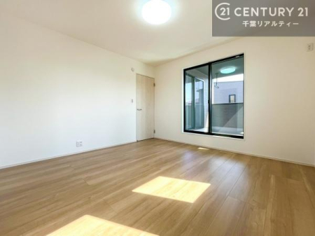 �Q�� �o���R�j�[�ɖʂ��Ă���m���ł��B���邭�����肪����A���C����������ł��܂��I���N���āA�O�ɏo�Ĕw�L�т����[�ċz�����ǂ������}������邱�Ƃ��ł��܂��B