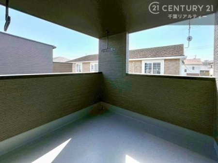 �o���R�j�[ �C���i�[�o���R�j�[�I�������t���Ă���̂ŁA�}�ɉJ���~���Ă��G��ɂ������S�I�������������J�b�g���Ă����̂ŁA���V�C�̗ǂ����́A���O�֏o�Đ[�ċz����̂��悳�����ł��I