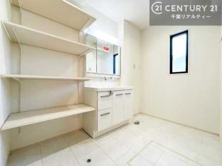 ���ʑ�E���ʏ� ���[�����Ղ�̐��ʎ��I���p�i�̃X�g�b�N��o�X�^�I�����X�b�L���Ǝ��[�ł��Ď��o���₷���I����肪�X�b�L���Еt���ċC�����̗ǂ���ԁI