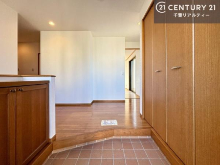 ���� ���ċA���Ă��Ă��A�������܁I�����������Ȃ�A�D�����}������Ă�����ԂɂȂ��Ă��܂��B
���邭��������錺�ւł��I