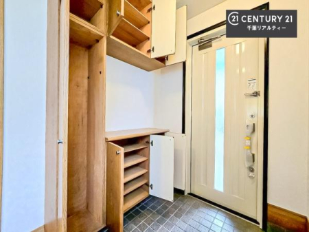 ���� ���ċA���Ă��Ă��A�������܁I�����������Ȃ�A�D�����}������Ă�����ԂɂȂ��Ă��܂��B
���邭��������錺�ւł��I