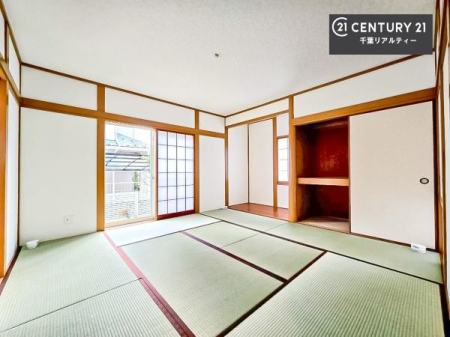 �a�� �a���ł͂��q�l���]��ł����������S�z�͂قƂ�ǂ���܂���B
�Ǝ��̍��ԂɃ}�}��p�p���Q�����Ŏg����x�e�X�y�[�X�Ƃ��Ă����p�I