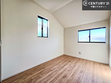 �q������ �|���o�������Ȃ��������́A���q�l�̂������Ƃ��Ă����S�ł��I
���[�X�y�[�X���[�����Ă���̂ŎU�炩�������������T�b�ƕЕt�����܂��I