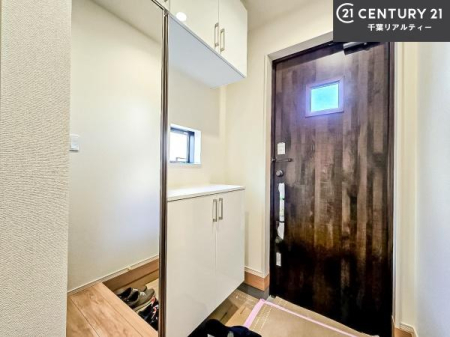 ���� ���ċA���Ă��Ă��A�������܁I�����������Ȃ�A�D�����}������Ă�����ԂɂȂ��Ă��܂��B
���邭��������錺�ւł��I