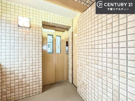 ���̑����p�� �G���x�[�^�[�����ŁA���X�̈ړ������K�B
�����̓��₨�ו��̑������ł��A�X���[�Y�ɂ��A��������܂��I