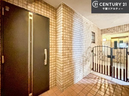 ���̑� ���낢��Ȃ���]���������܂�����A���q�l�̂��v�]���ǂ��ǂ������������������B
���Ђ̐��X�^�b�t���e�ؒ��J�ɂ������������܂��I