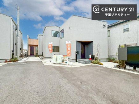 �O�ʓ��H�܂ތ��n�ʐ^ �S�䂭�܂Ō��n����������������悤�A�����ē��̂��p�ӂ������Ă���܂��B���C�y�ɂ��₢���킹�̏�A���z�̕�炵�ւ̈�������i�߂��������I