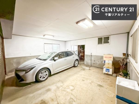 ���ԏ� �K���[�W�́A�L�X���Ă���̂ŎԌɓ��ꂪ���₷���I���̂ق����u�Ƃ��Ă�����IDIY���y���߂Ă��Ƃł̎���y���߂܂��I