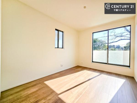 �Q�� �o���R�j�[�ɖʂ��Ă���m���ł��B���邭�����肪����A���C����������ł��܂��I���N���āA�O�ɏo�Ĕw�L�т����[�ċz�����ǂ������}������邱�Ƃ��o�������ł��ˁI