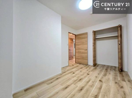 �m�� ���[�X�y�[�X�����Ă��܂��I�������X�b�L�����ڂ��鎖���ł��܂��ˁB
�Ƌ��I�΂Ȃ��V���v���ȃf�U�C���ׁ̈A�Ƌ��I�΂����C�ɓ���̋�ԍ�肪�ł������ł��ˁB