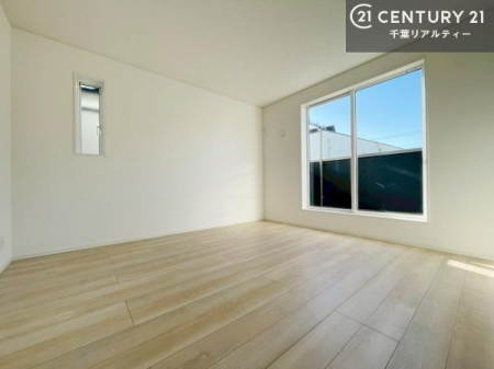 �Q�� �o���R�j�[�ɖʂ��Ă���m���ł��B���邭�����肪����A���C����������ł��܂��I���N���āA�O�ɏo�Ĕw�L�т����[�ċz�����ǂ������}������邱�Ƃ��ł��܂��B