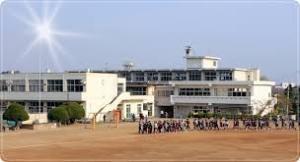 ���ӊ� �y���w�Z�z���q�s���t�����w�Z�F1095m