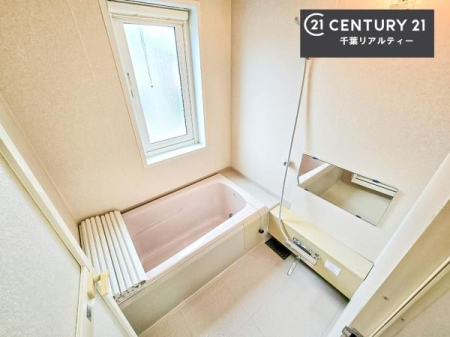 ���� �������������l�̕��͋C�̃o�X���[���́A�����o�Ă��ăo�X�^�C�����[���I
���d���撣���Ă��邲�J���ɂ��D�݂̓����̓����܂����āA�y����ł݂Ă͂������ł��傤���H