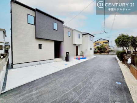 �O�ʓ��H�܂ތ��n�ʐ^ ���ӊ���A���q�l�̂���]�ɍ������������ꏏ�ɂ��ē���v���܂��B�Z��[���A�h�o�C�U�[�ɂ�邲���k������܂��B���Ђ͂��₢���킹�ɑ��Ή����܂��I���҂������܂���I