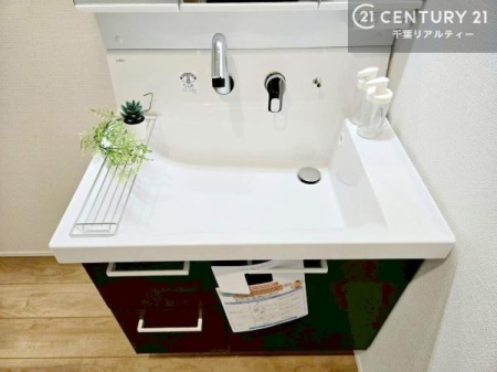 ���ʑ�E���ʏ� �[�����ʑ�{�E���́A�������˂ɂ����̂ł�����ꂪ�y�X�I���������ۂĂ܂��I
�L���C�Ȑ��ʏ��Ŏ��������̃��`�x�[�V�������オ��܂��ˁI