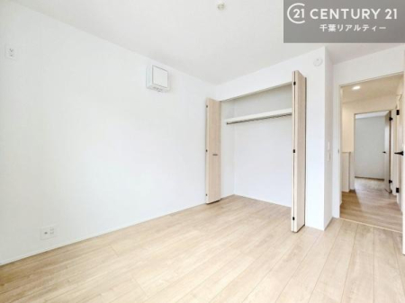 �m�� ���[�X�y�[�X�����Ă��܂��I�������X�b�L�����ڂ��鎖���ł��܂��ˁB
�Ƌ��I�΂Ȃ��V���v���ȃf�U�C���ׁ̈A�Ƌ��I�΂����C�ɓ���̋�ԍ�肪�ł������ł��ˁB