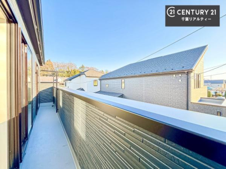 �Z�˂���̒��]�ʐ^ ���]�ǍD�ȃo���R�j�[�B���V�C�̂������ɂ̓o���R�j�[�ւłă��t���b�V������̂������ł��ˁI