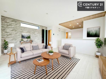 ���r���O �Ƌ��CG�p�[�X�ł��B�L�X�_�C�j���O�X�y�[�X�I������肨�H���B�΂��������y�������Ԃ��߂����܂��B���X�̔���������܂��I