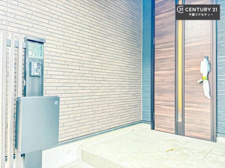 ���� �u���̕����C�ɂȂ�I�v�u�������Ăǂ�ȏ��H�v�u�����Əڂ����m�肽���I�v�Ǝv������A���C�y�ɂ����k���������B