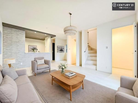 ���r���O �Ƌ��CG�p�[�X�ł��B�S�n�ǂ����r���O�͉Ƒ������R�ƏW�܂�܂��B�Ƒ��c�R�̎��Ԃ����������ł��B���Ƒ��ƁA����w�[���������Ԃ��߂��������ł��ˁB