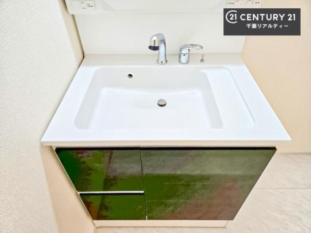 ���ʑ�E���ʏ� �[�����ʑ�{�E���́A�������˂ɂ����̂ł�����ꂪ�y�X�I���������ۂĂ܂��I
�L���C�Ȑ��ʏ��Ŏ��������̃��`�x�[�V�������オ��܂��ˁI