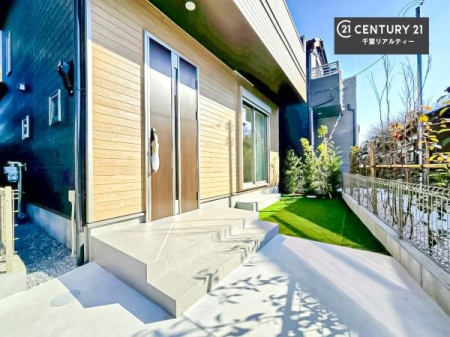 �� �z������ǍD�Ȃ���ł��I���ꂽ���ɂ͐�������n����J���I�Ȏ��Ԃ��y���߂܂��B