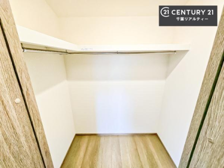 ���[ �E�H�[�N�C���N���[�[�b�g�t���ł��B��������̂��m���Ȃǂ����[���Ă��������ł��ˁI���ɂ���@�������ȂǋG�ߕ��̑傫�ȉƓd�����[�ł��܂��I