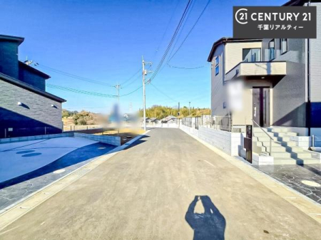 �O�ʓ��H�܂ތ��n�ʐ^ ���ӊ���A���q�l�̂���]�ɍ������������ꏏ�ɂ��ē���v���܂��B�Z��[���A�h�o�C�U�[�ɂ�邲���k������܂��B���Ђ͂��₢���킹�ɑ��Ή����܂��I���҂������܂���I