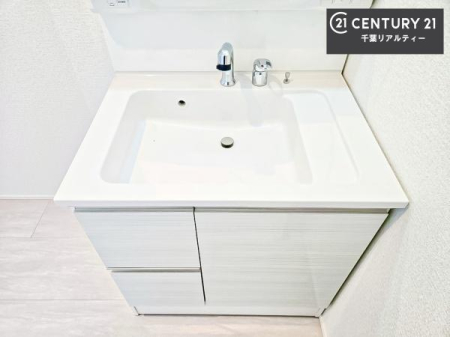 ���ʑ�E���ʏ� �[�����ʑ�{�E���́A�������˂ɂ����̂ł�����ꂪ�y�X�I���������ۂĂ܂��I
�L���C�Ȑ��ʏ��Ŏ��������̃��`�x�[�V�������オ��܂��ˁI