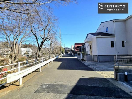 �O�ʓ��H�܂ތ��n�ʐ^ ���ӊ���A���q�l�̂���]�ɍ������������ꏏ�ɂ��ē���v���܂��B�Z��[���A�h�o�C�U�[�ɂ�邲���k������܂��B���Ђ͂��₢���킹�ɑ��Ή����܂��I���҂������܂���I