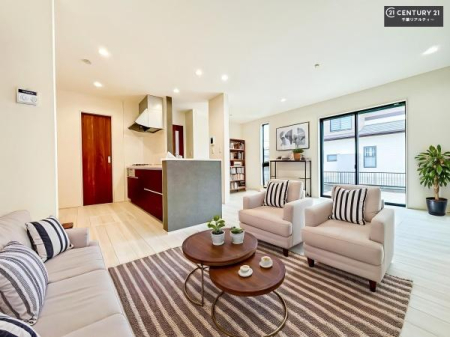 ���r���O �Ƌ��CG�p�[�X�ł��B�L�X�_�C�j���O�X�y�[�X�I������肨�H���B�΂��������y�������Ԃ��߂����܂��B���X�̔���������܂��I