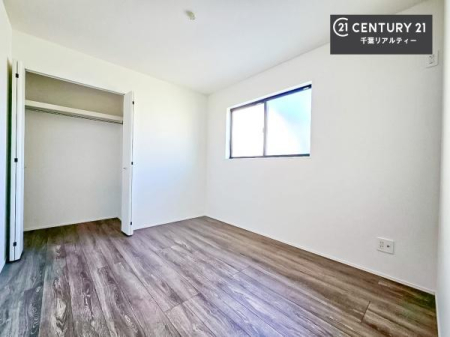 �m�� 2�ʍ̌����m�ۂ������邢�����́A���ʂ����ǂ��A���邭��ϋ��S�n�̗ǂ���ԂƂȂ��Ă���܂��B�����b�N�X���ĉ߂�����S�n�̗ǂ��������ł��I���̖ڊo�߂��X�b�L�����܂��ˁI