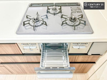 �L�b�`�� �R�����͎O������̂ł������̓����i�s���ł��܂��B
�������O�����t���ł��B�����X�y�[�X���L�X���Ă���׍�Ƃ����₷���I�g�����肪�ǂ��V�X�e���L�b�`���ł��I