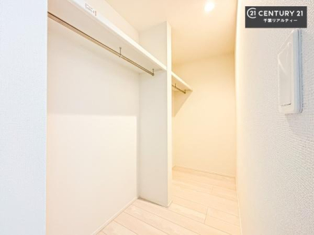 ���[ �E�H�[�N�C���N���[�[�b�g�t���ł��B��������̂��m���Ȃǂ����[���Ă��������ł��ˁI���ɂ���@�������ȂǋG�ߕ��̑傫�ȉƓd�����[�ł��܂��I