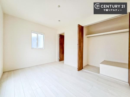 ���r���O�ȊO�̋��� ���[���������肠��̂ŉƋ�̔z�u�����₷���A���C�t�X�^�C���ɍ��킹����������肪�\�ł��B