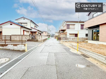 �O�ʓ��H�܂ތ��n�ʐ^ ���ӊ���A���q�l�̂���]�ɍ������������ꏏ�ɂ��ē���v���܂��B�Z��[���A�h�o�C�U�[�ɂ�邲���k������܂��B���Ђ͂��₢���킹�ɑ��Ή����܂��I���҂������܂���I